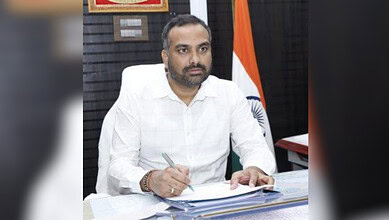 GHMC Commissioner RV Karnan