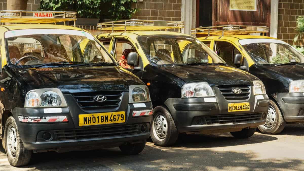 Mumbai cabbie held for duping tourist