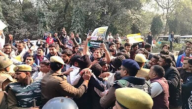 NSUI MGNREGA protest in Varanasi