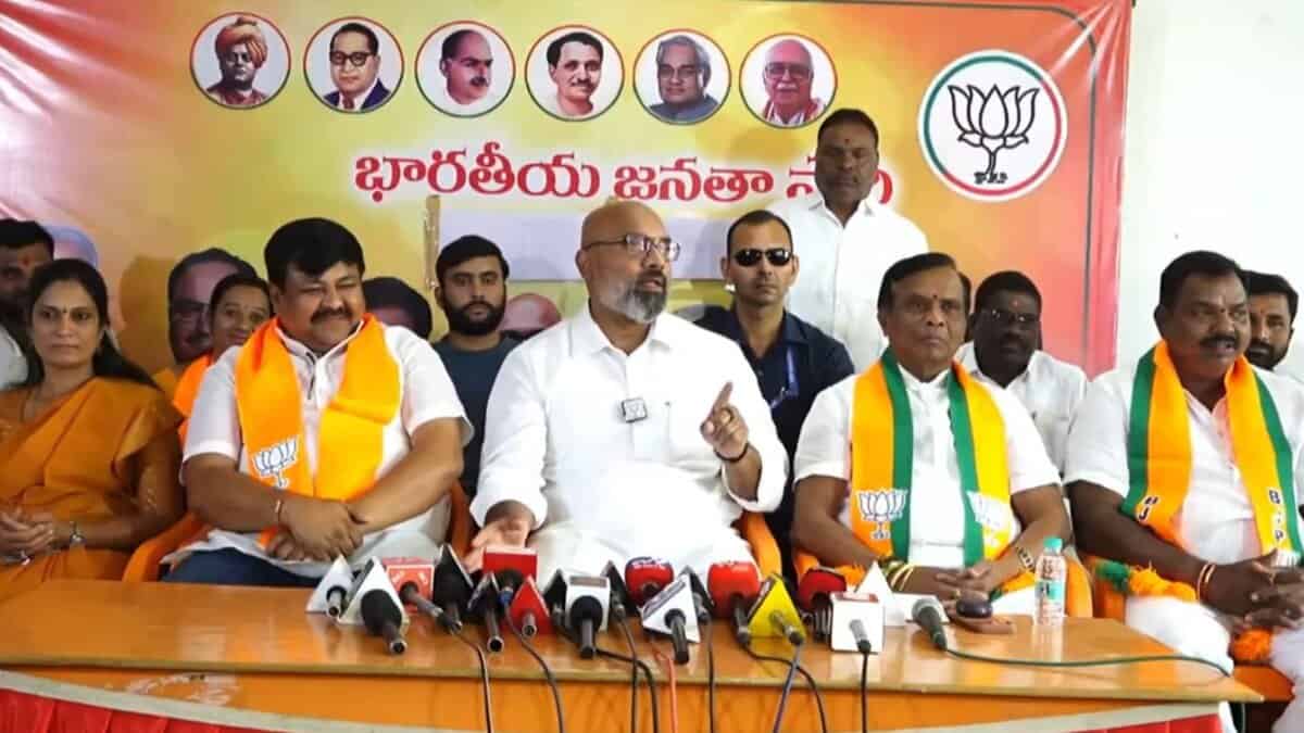 Bharatiya Janata Party's MP from Nizamabad, Dharmapuri Arvind, conducting a press meet.