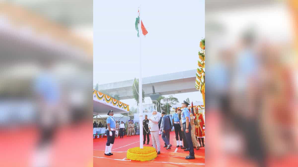 Telangana Governor unfurls flag at Republic Day celebrations held at Parade Grounds in Secunderabad