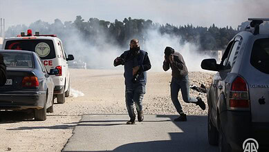 Israeli soldiers raid West Bank