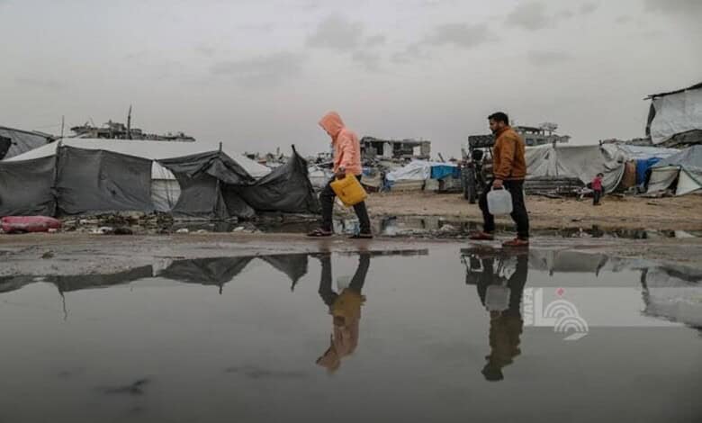 People in distress due to storms in Gaza