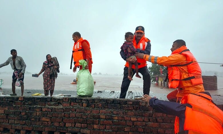 NDRF workers