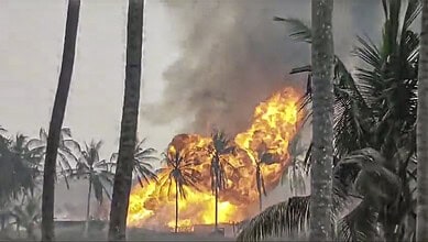 Expert teams arriving from Delhi, Mumbai to douse gas well blaze in Andhra.