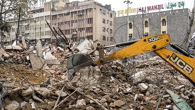 Demolition drive near a mosque in Delhi