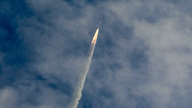 ISRO launches PSLV-C62