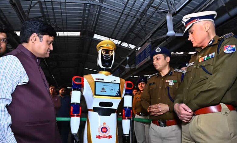 Image of Humanoid robot at Vizag railway station