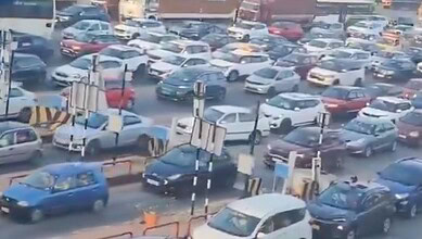 Hyderabad-Vijayawada national highway traffic