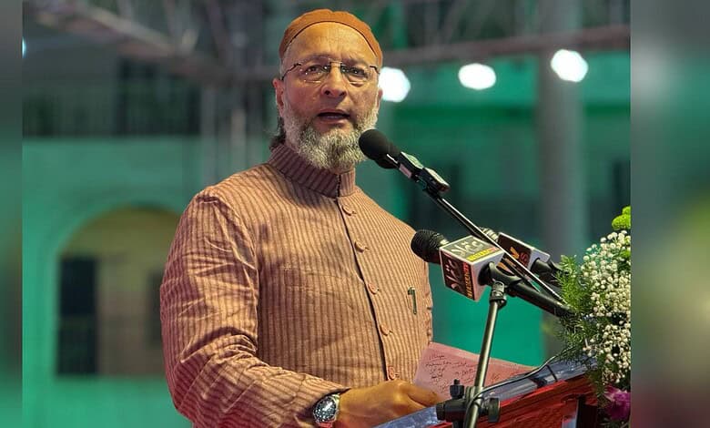 War of words between Owaisi, BJP Over Tipu Sultan, Savarkar