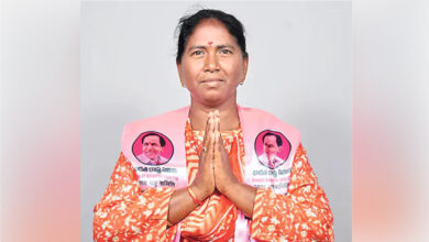 Bajji vendor woman, once domestic help wins in Telangana municipal polls