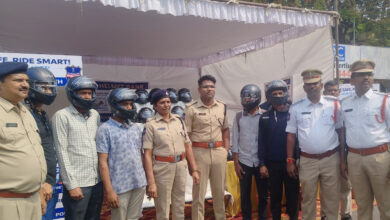 Free helmets drive by Malkajgiri traffic wing