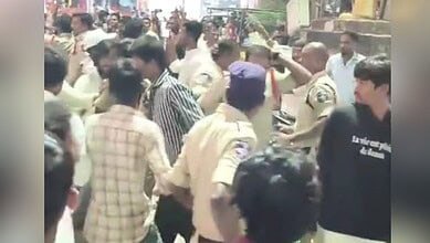 Communal clash breaks out in Telangana's Kamareddy over mall music