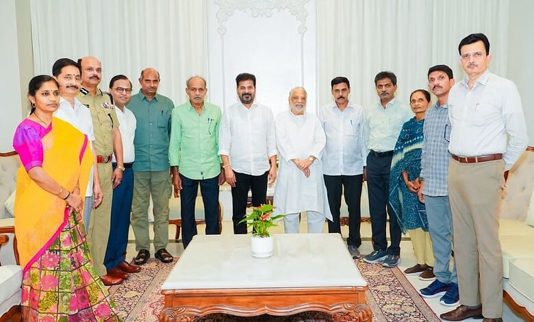 Surrendered Maoist leaders meet Telangana Chief Minister Revanth Reddy