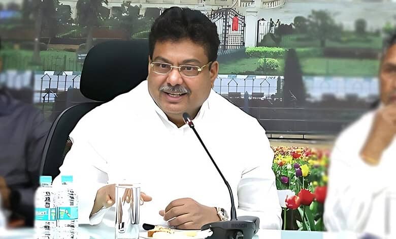 Minister MB Patil