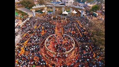 Devotees participate in Medaram Jatara
