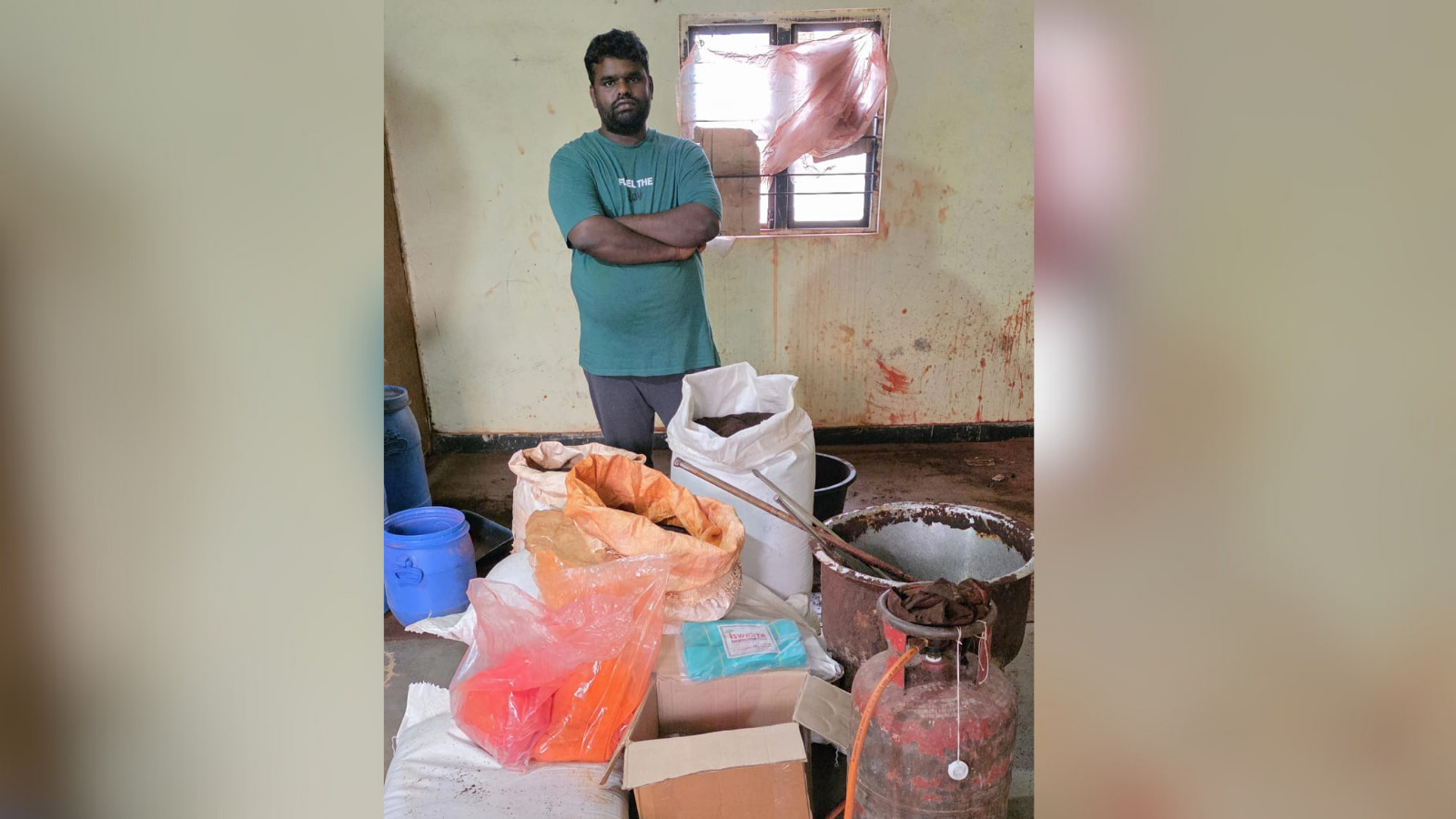 Tea adulteration racket in sanath nagar