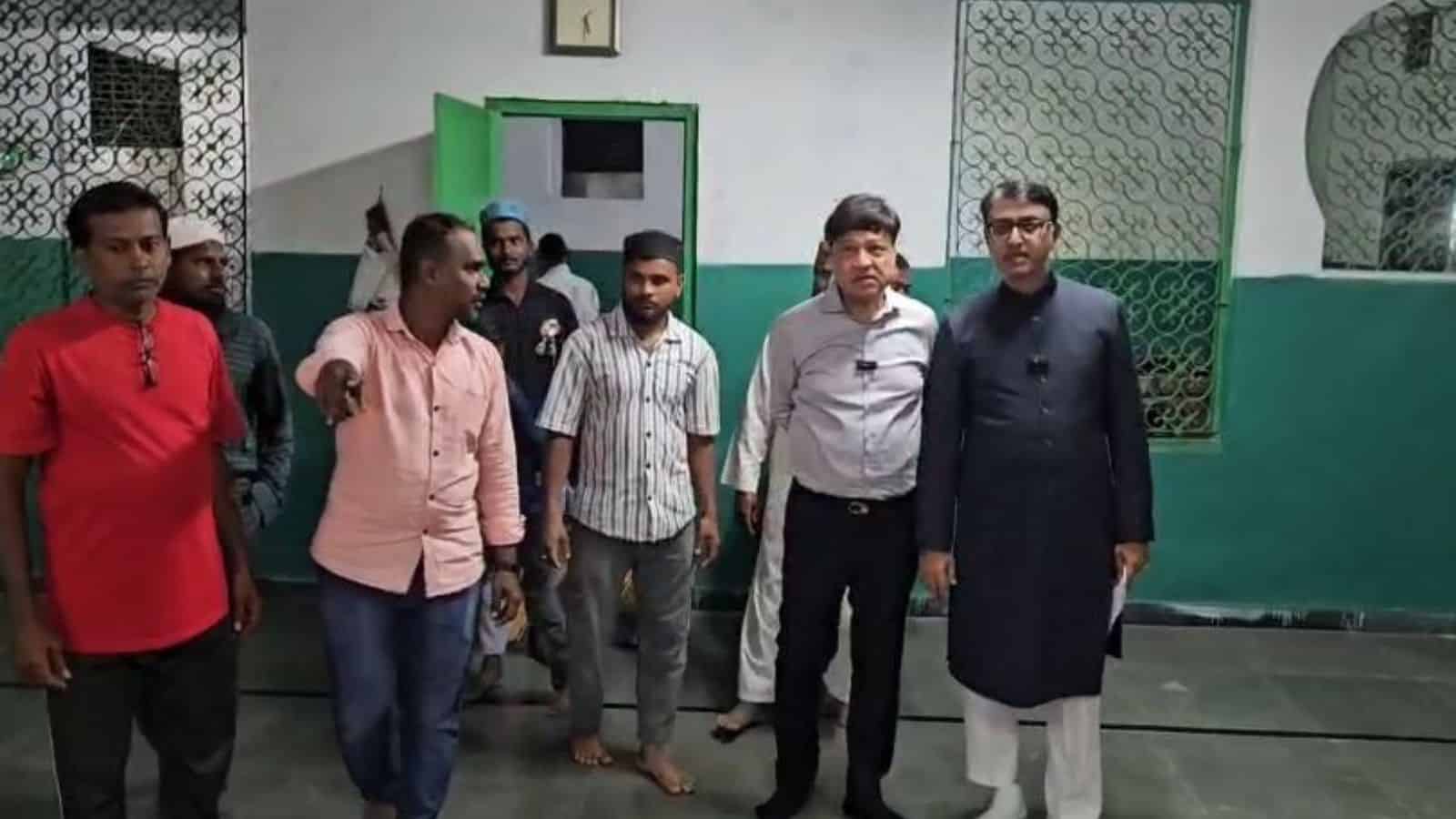 MBT Spokesperson Amjed Ullah Khan and Agarwal visit the vandalised mosque in Telangana