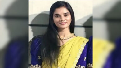 YouTuber Komali dies by suicide