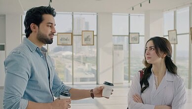 Pakistani drama Meri Zindagi Hai Tu, fans' anger over extended episodes, emotional reactions.