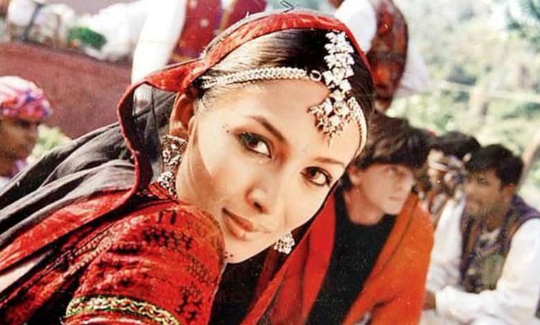 Malaika Arora from Chaiyya Chaiyya