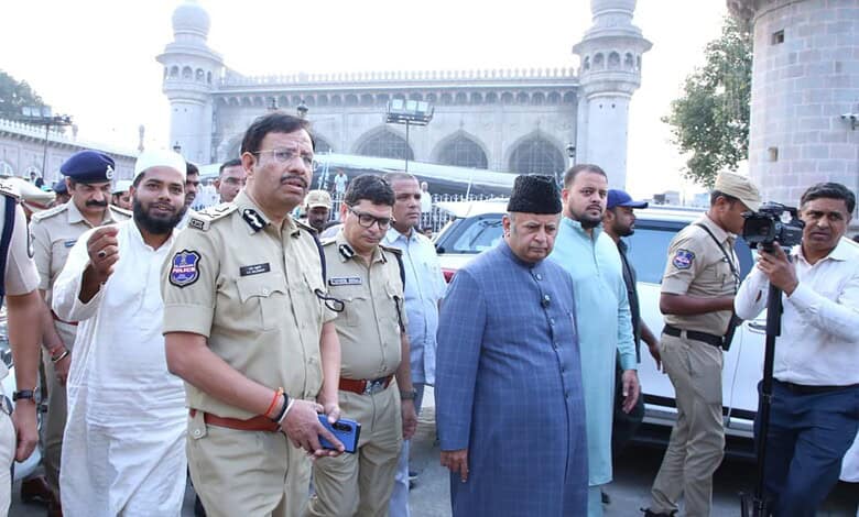 Hyderabad Commissioner of Police VC Sajjanar inspects security arrangements at Mecca Masjid ahead of Ramzan
