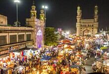 Glimpse of night bazaar at Charminar