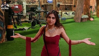 Bigg Boss 19 finalists pose confidently in a vibrant setting.