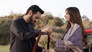 Wahaj Ali and Yumna Zaidi in Pakistani drama, exchanging a handshake outdoors.
