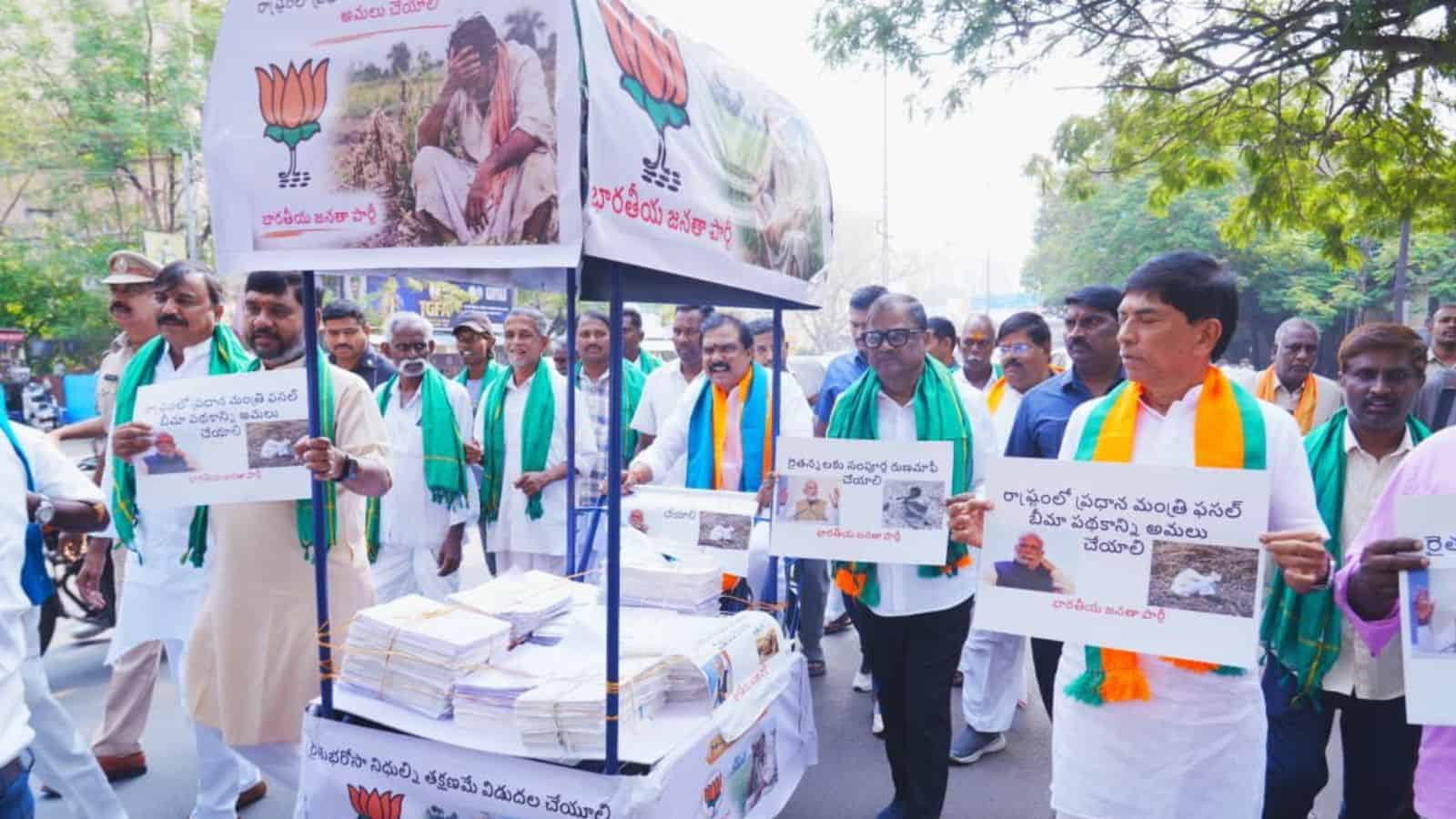 BJP MLAs bring farmers' concerns to Telangana assembly using a push-cart, highlighting agricultural issue.