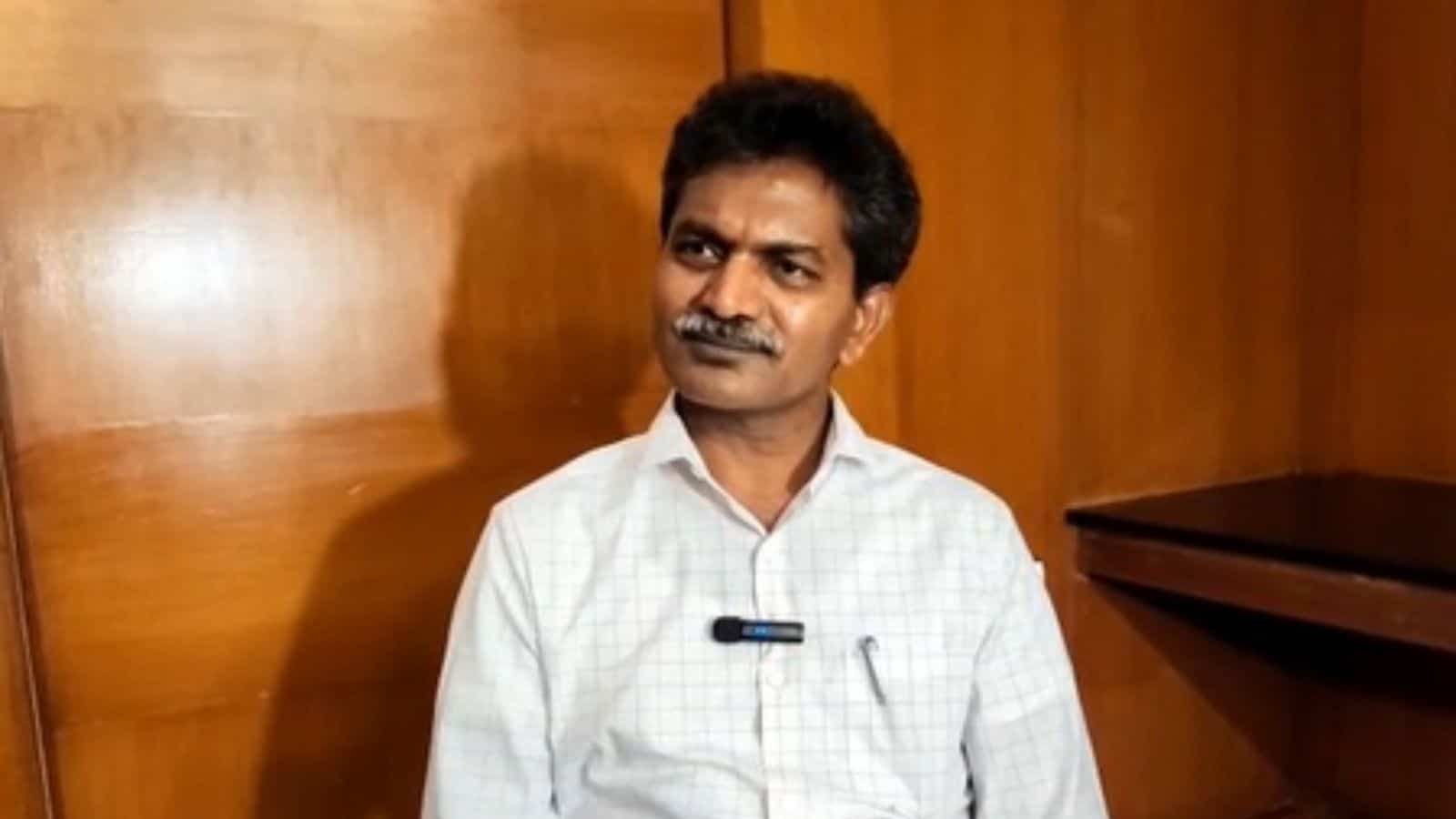 Surrendered Maoist leader Devuji calls for lifting ban and recognising CPI (Maoist) as a political party.