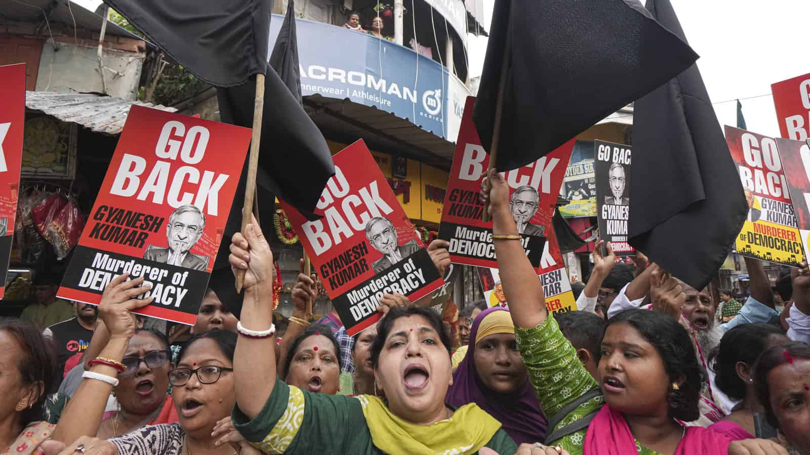 CEC Gyanesh Kumar faces 'go back' slogans