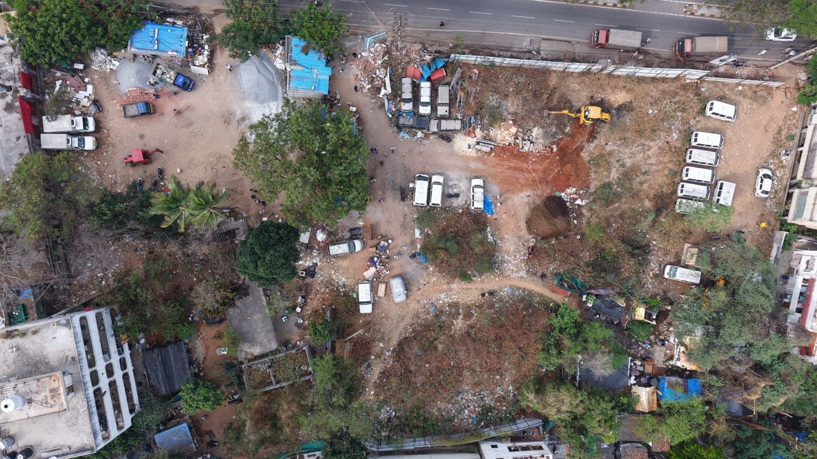 HYDRAA fences 3 acres of land in Vengal Rao Nagar worth Rs 600 crore