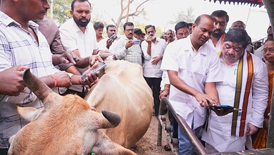 Ponnam Prabhakar launches cattle vaccination drive with local officials and farmers in Karimnagar.