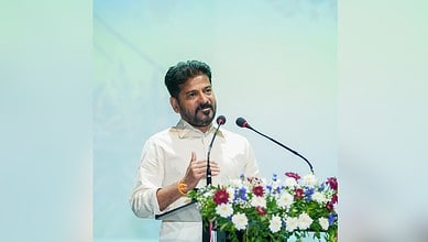 Telangana Chief Minister speaking to police about scaling down anti-Maoist operations.