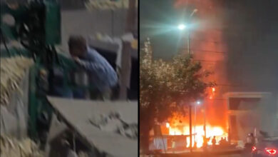 Jankipuri sugarcane shop