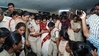 Telangana police halt Kavitha’s hunger strike in Khammam, arrest her amid protests.