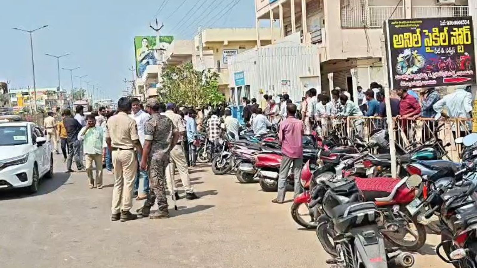 Police and Bombsquad officials outside the district court in Mulugu
