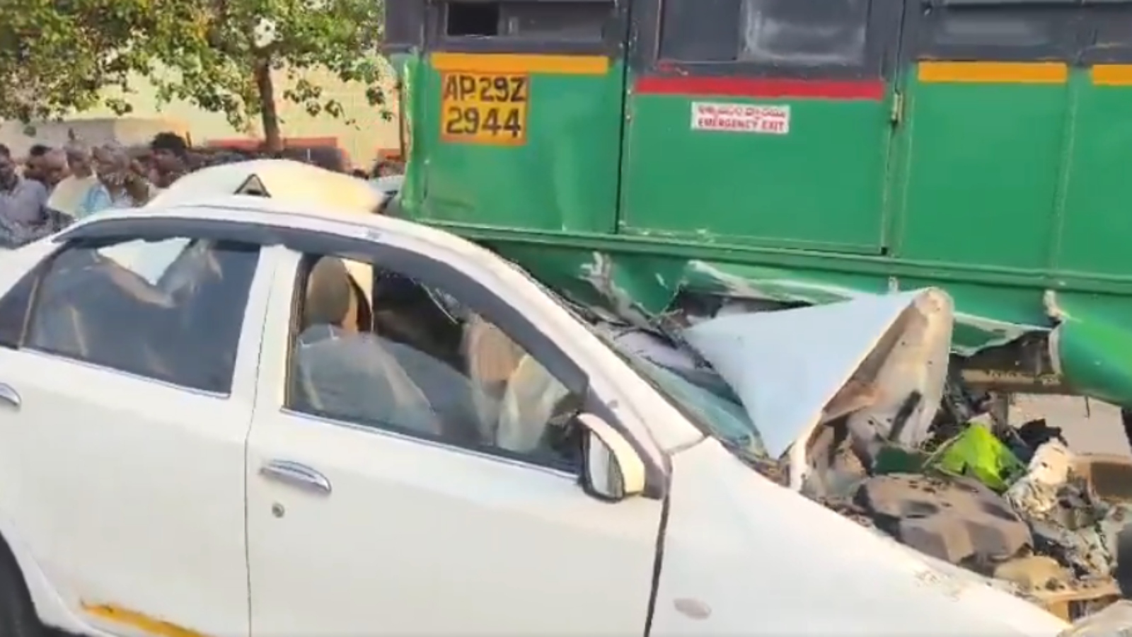 A car rammed into a bus in Andhra Pradesh