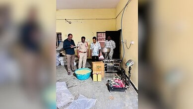 Rajendra Nagar Zone police raids illegal manufacturing units, seizes 1800 kg of adulterated ginger-garlic paste