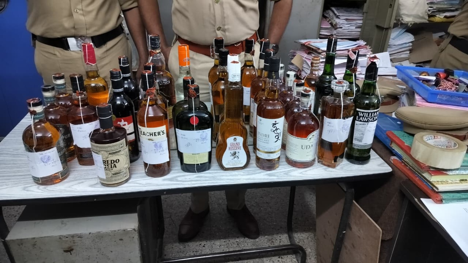 127 non-duty liquor bottles seized at Pahadishareef