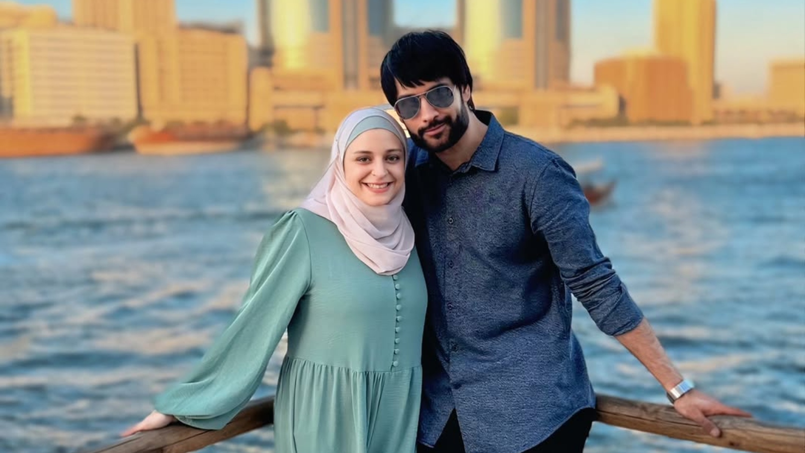 Nouran Aly and Vivian Dsena