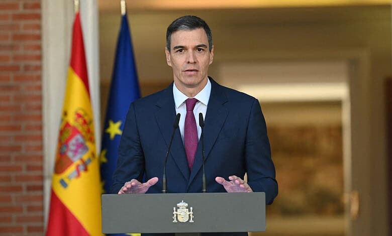 Spain's Prime Minister speaks out against war in Iran during a press conference, highlighting diplomatic.
