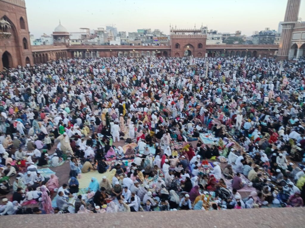 Massive congregation at Jama Masjid for Iftar during Ramadan in Delhi.
