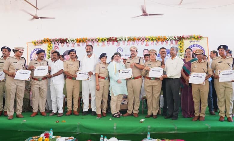 Police officers and officials at the Arrive Alive road safety event in Mahabubnagar.