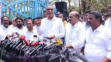 Harish Rao speaking to the press about alleged hacking of BRS leaders' phones and CCTV by Telangana gover.