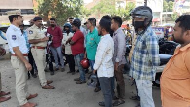 Hyderabad Traffic Police counsel commuters for using mobile phones while driving