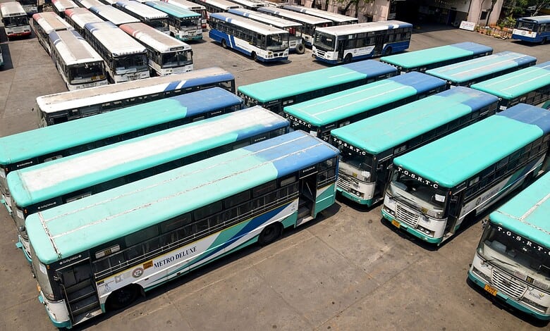 Buses parked at TGSRTC Secunderabad depot for recruitment of conductors and drivers.