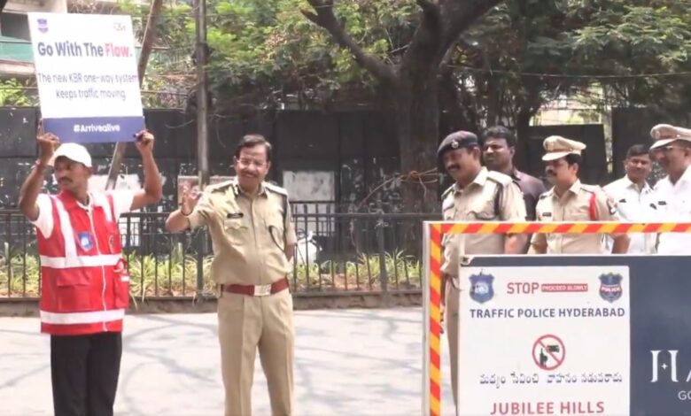 Hyderabad Traffic Police conduct one way traffic trial around KBR Park