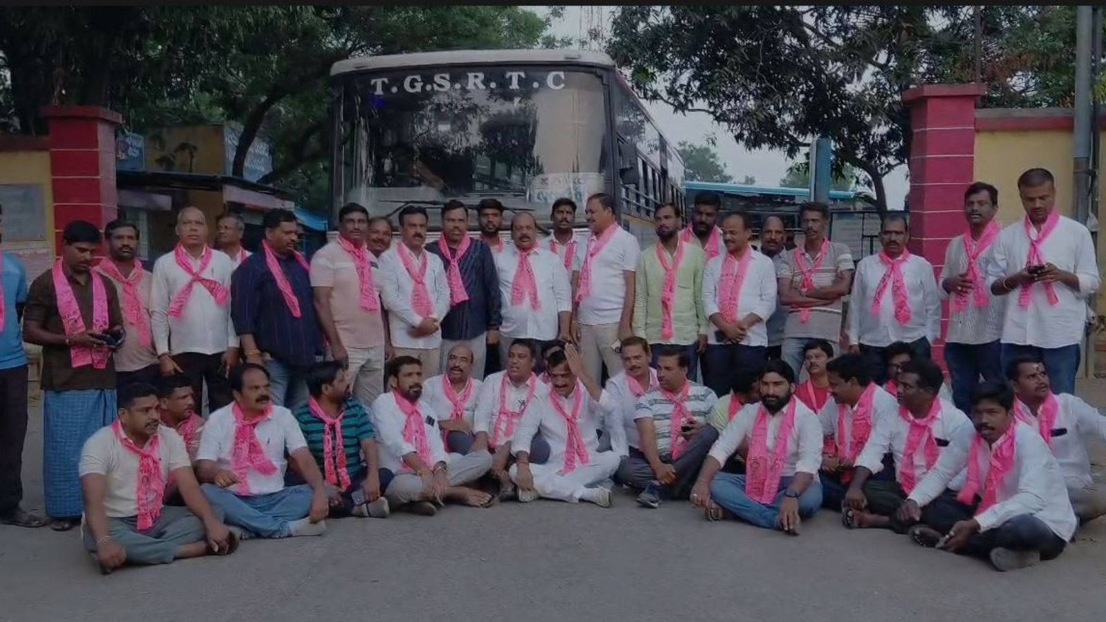 BRS members protest in Gajwel